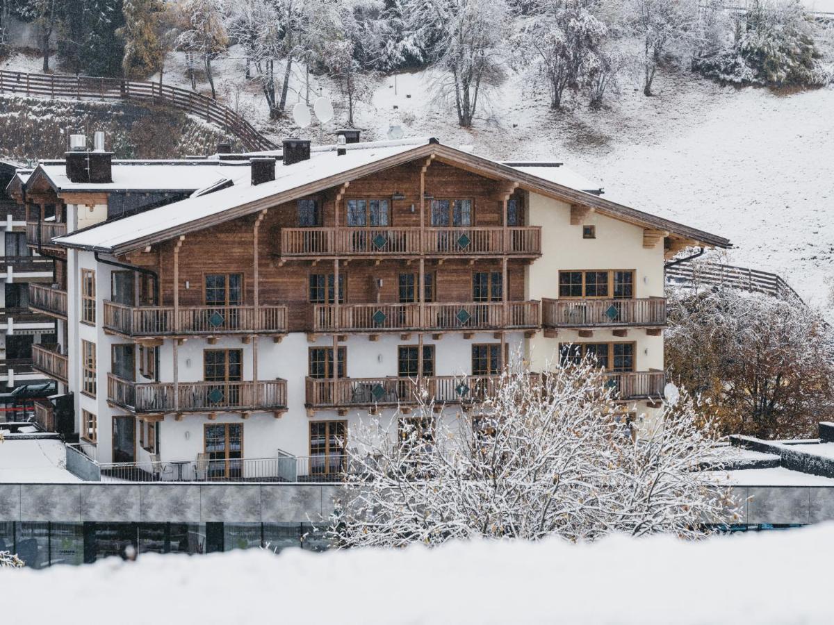 Residence Kristall By Vaya Inklusive Joker Card Saalbach-Hinterglemm Zewnętrze zdjęcie